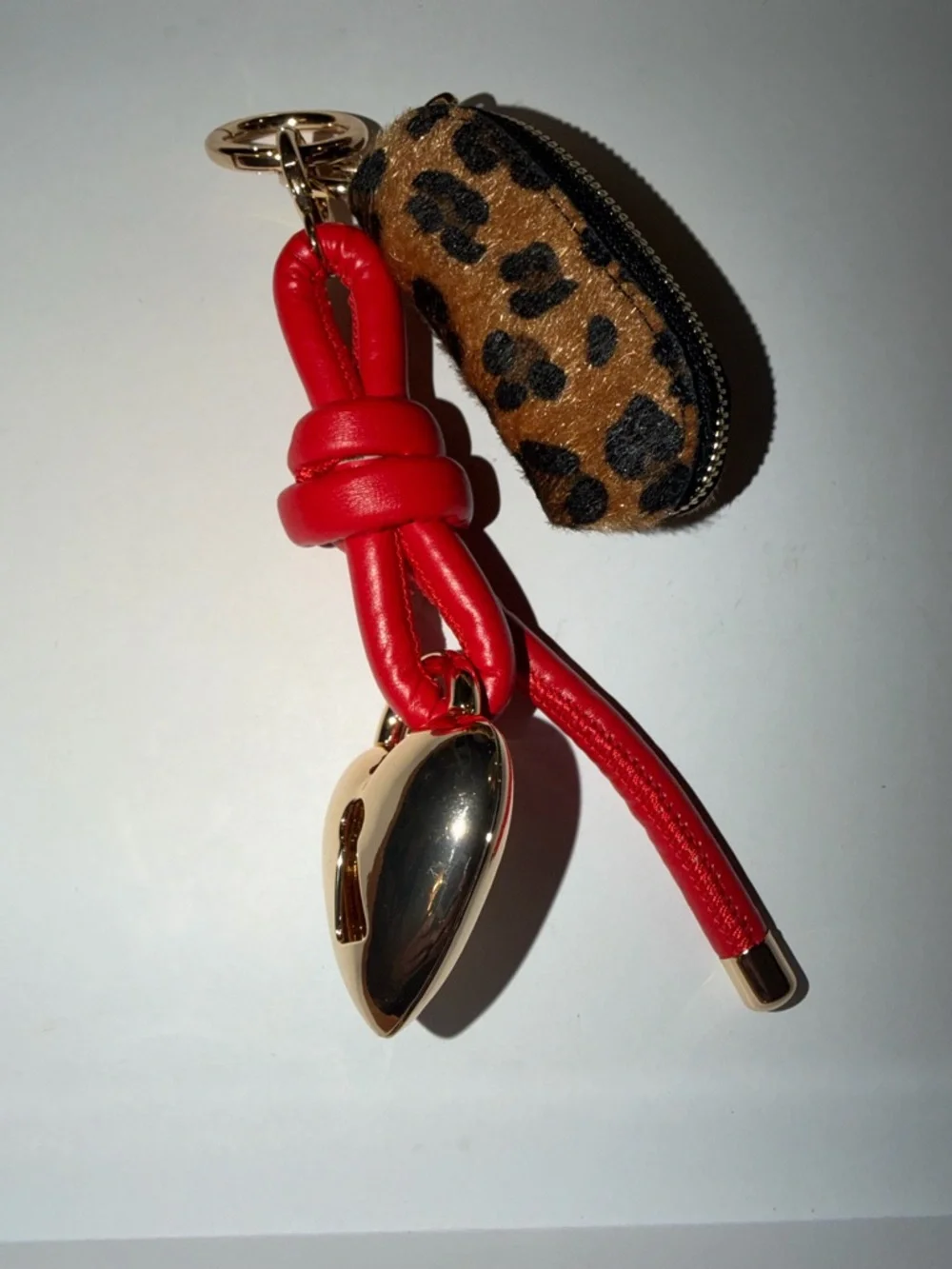 Piper K Gold-Tone Heart Locket Cheetah Leopard Coin Pocket Keychain Bag Charm - Picture 6 of 7